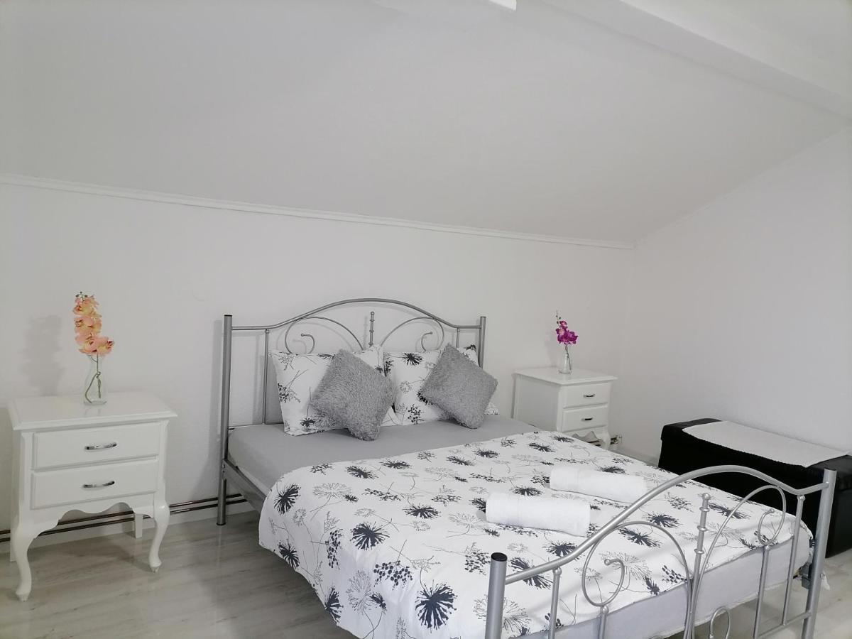 Slap Apartment *